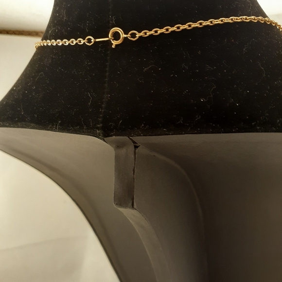 Set of Necklaces - Picture 6 of 6